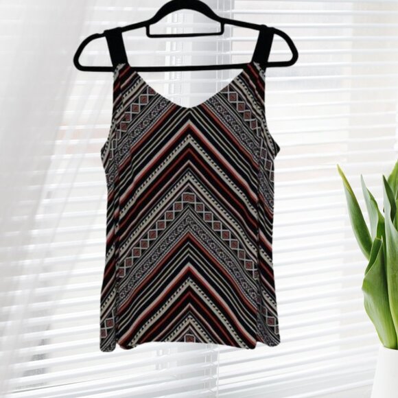 WHBM Black White Red Chevron Top Shell Blouse Size Large L Career Workwear Tank - Picture 2 of 11